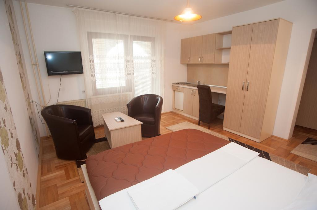 Ni Hotel Extra Lion Md חדר תמונה